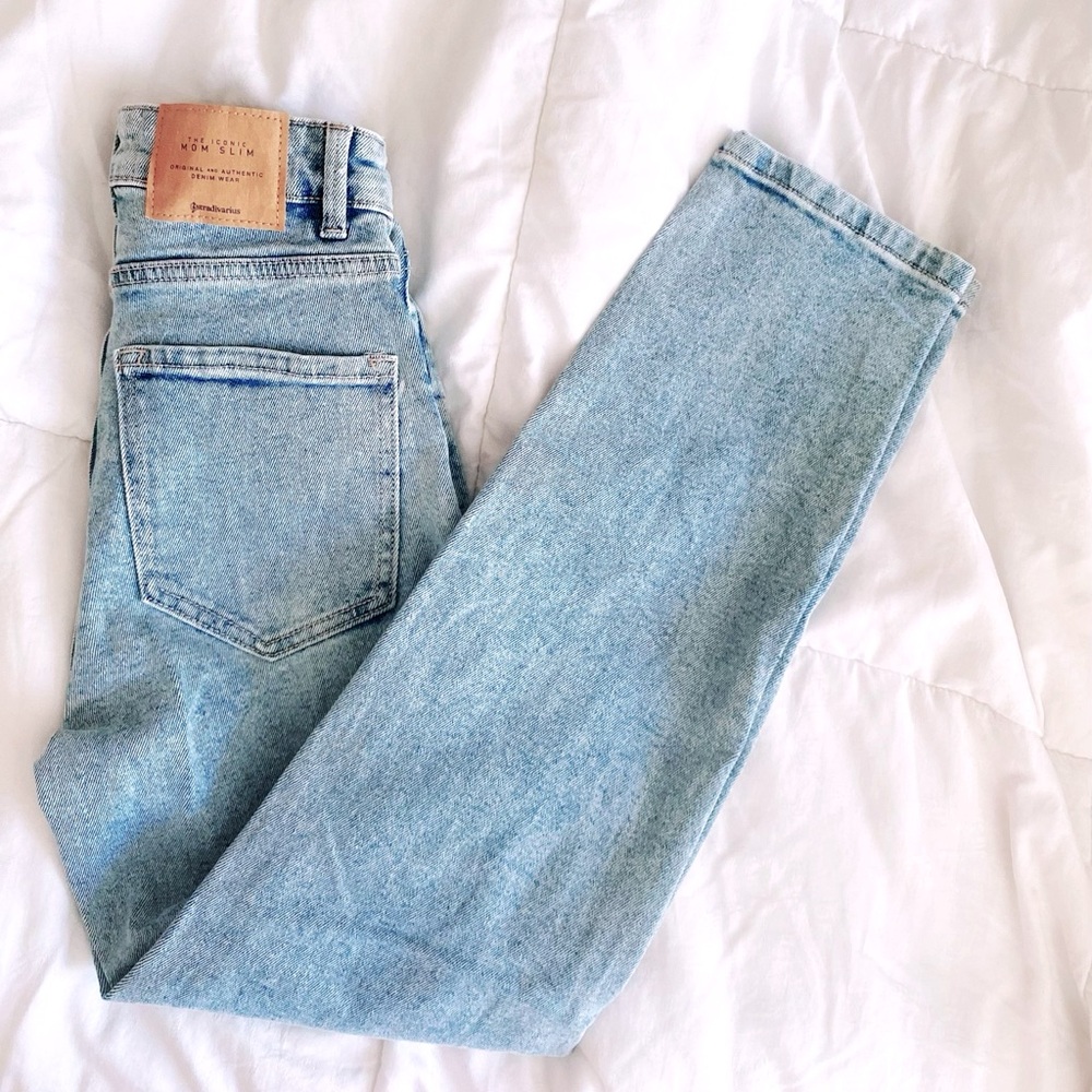 Stradivarius The Iconic Mom Slim jeans
